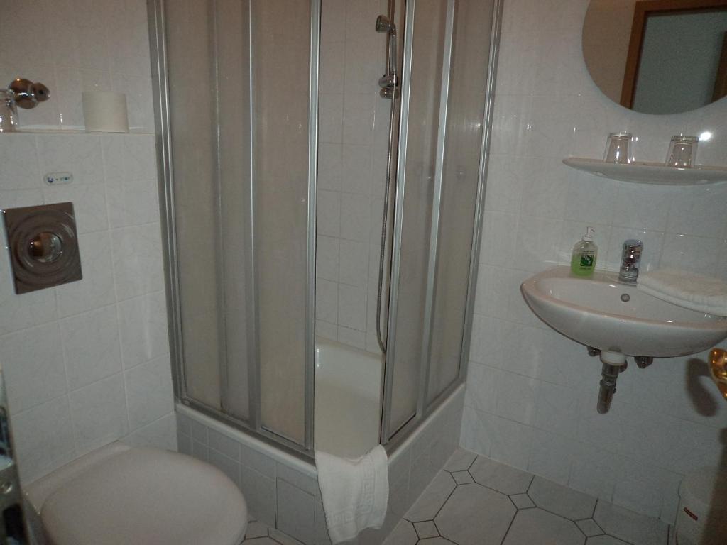 Hotel Albena - Garni Hotel Fürstenwalde Habitación foto